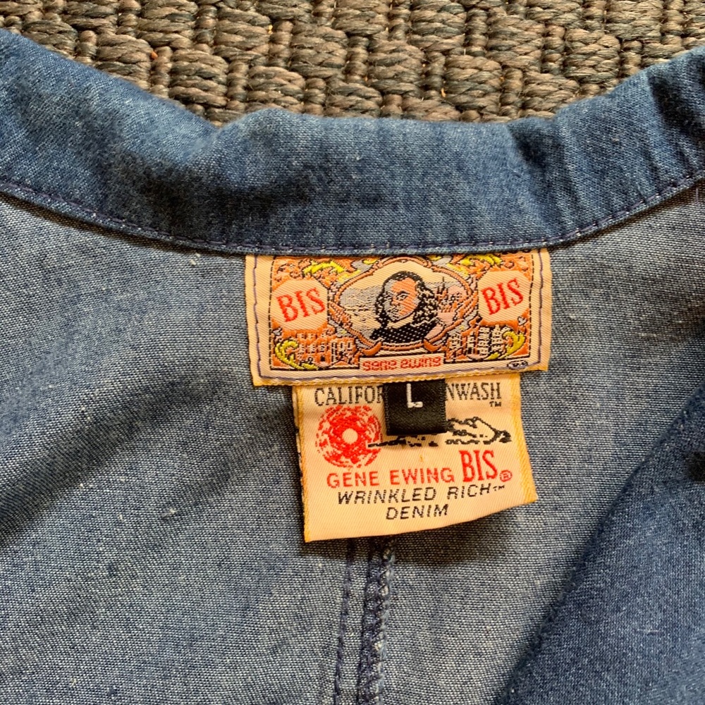Vintage button down - Picture 2 of 3